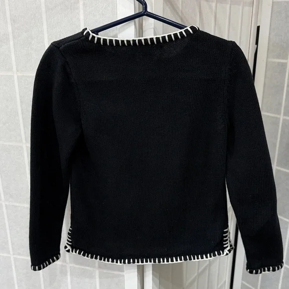 Cadeau Black Sweaterwith White Trim Size 4T - Picture 3 of 4
